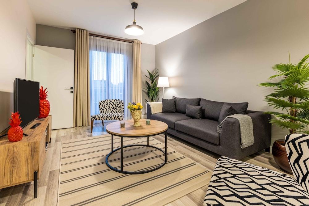 Monnas Suite Room Type - Premium Condo, 3 Bedrooms, Kitchen, City View Monnas Suite Room Type - Premium Condo, 3 Bedrooms, Kitchen, City View