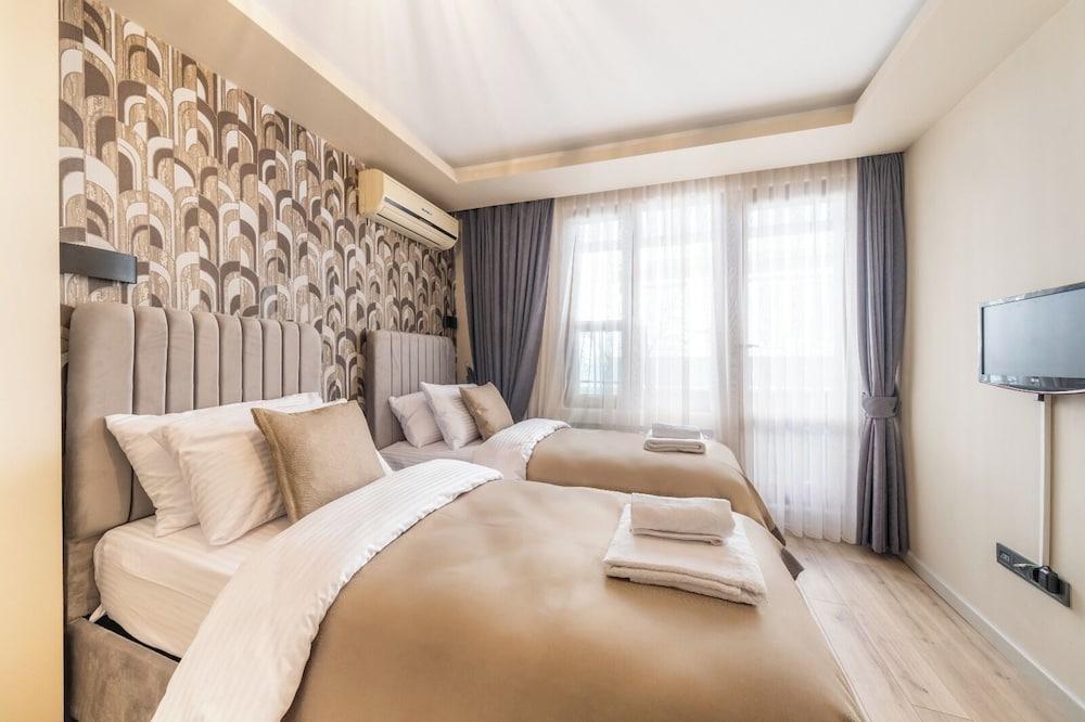 Taksim No 44 Hotel & Suites - Tap to explore photos