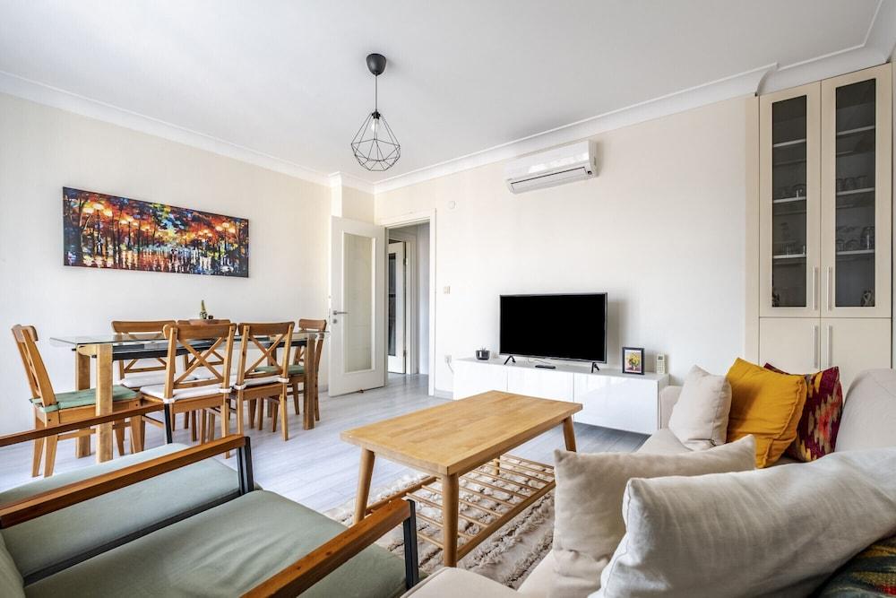 Cozy Apartment in Bostanci Kadikoy