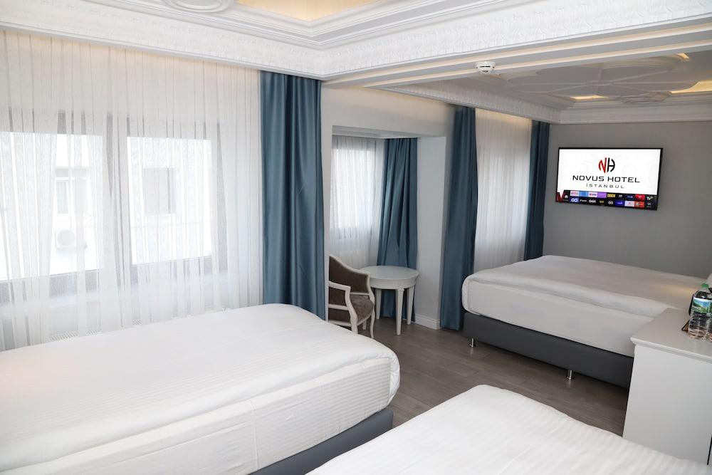 Novus Hotel Room Type - Deluxe Quadruple Room
