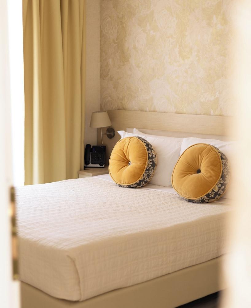 Rome Airport Inn Room Type - Standard Double Room