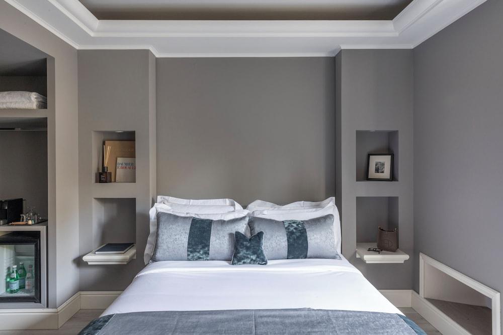 Naman Hotellerie - Spagna Room Type - Superior Triple Room