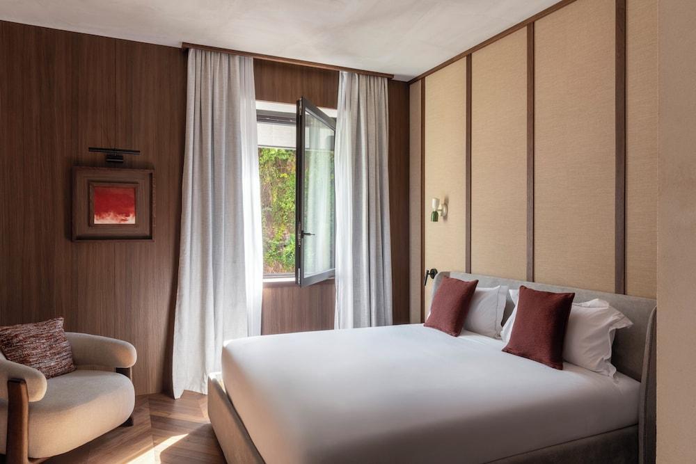 Naman Hotellerie - Spagna Room Type - Deluxe Room