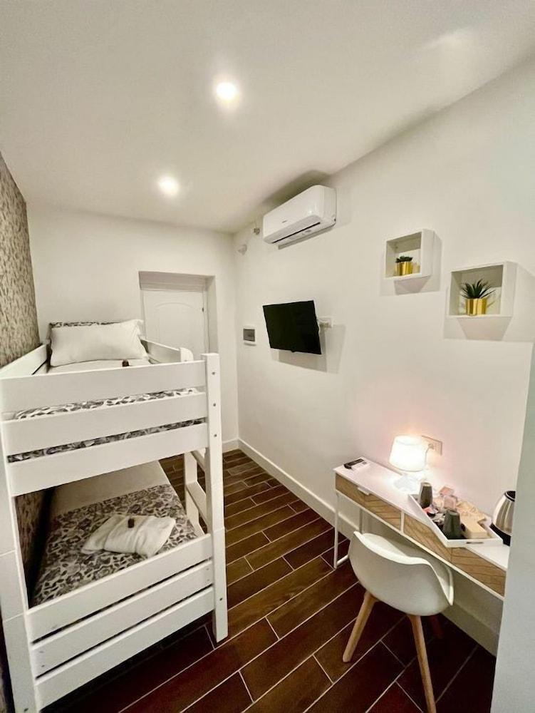 5vaticanrooms Room Type - Economy Twin Room