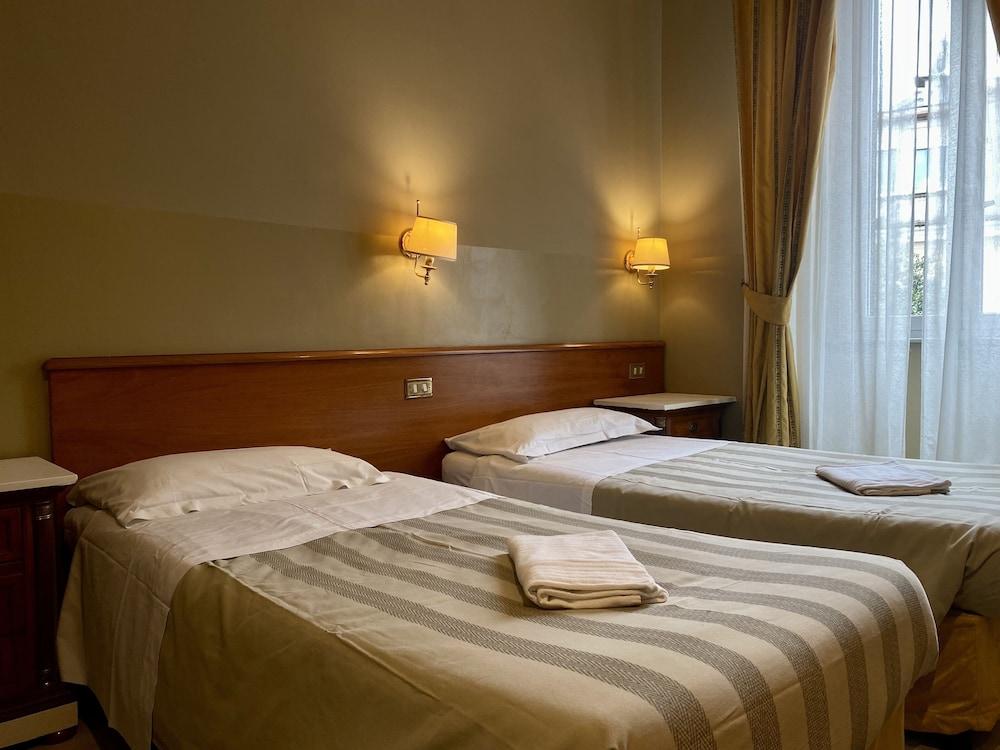 Hotel Giolitti Room Type - Twin Room