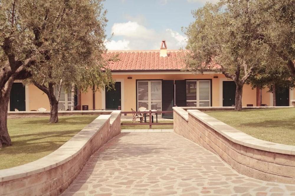 La Vista Agriturismo Resort - Tap to explore photos