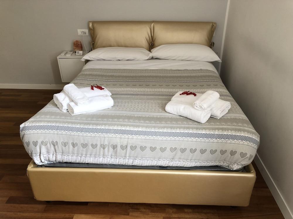 BB HOMEITALY CIVITAVECCHIA Room Type - Economy Double Room, Non Smoking