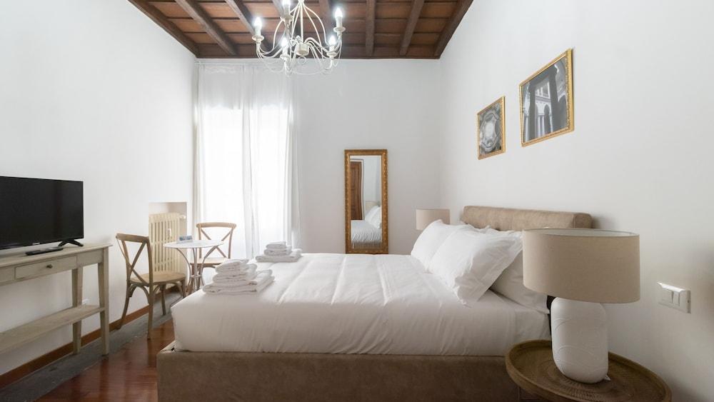 Italianway Collection - Barberini Room Type - Panoramic Apartment Italianway Collection - Barberini Room Type - Panoramic Apartment