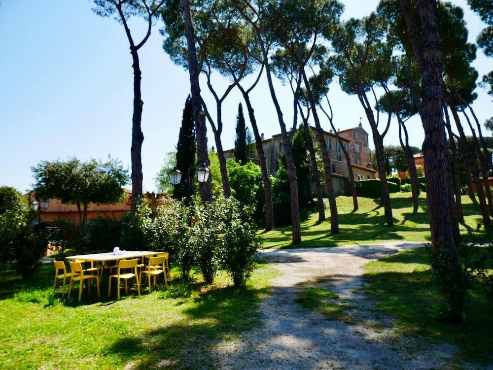 Castello del Duca - Visconte Family Suite - Tap to explore photos