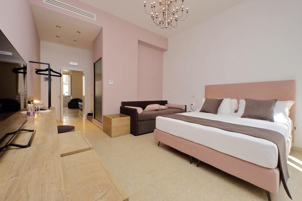 Youroom Quattro Fontane - Rooms Room Type - Superior Triple Room
