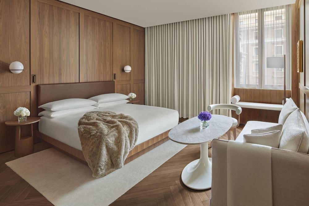 The Rome EDITION Room Type - Deluxe Room