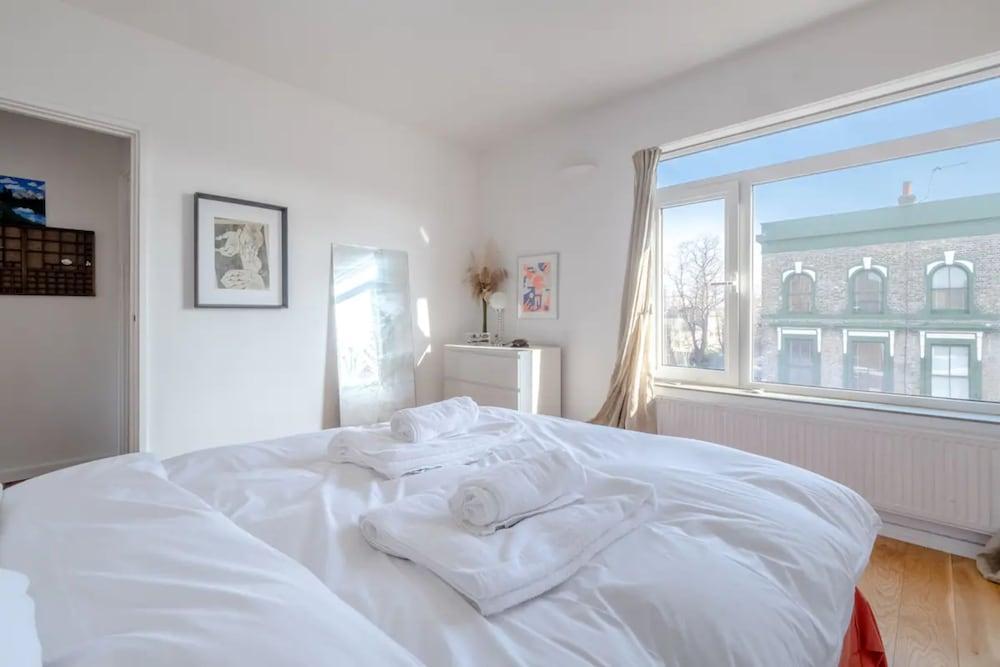Peaceful 2 Bedroom Flat With Roof Terrace - Hackney