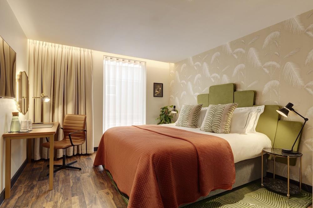 Brama Room Type - Deluxe Double Room