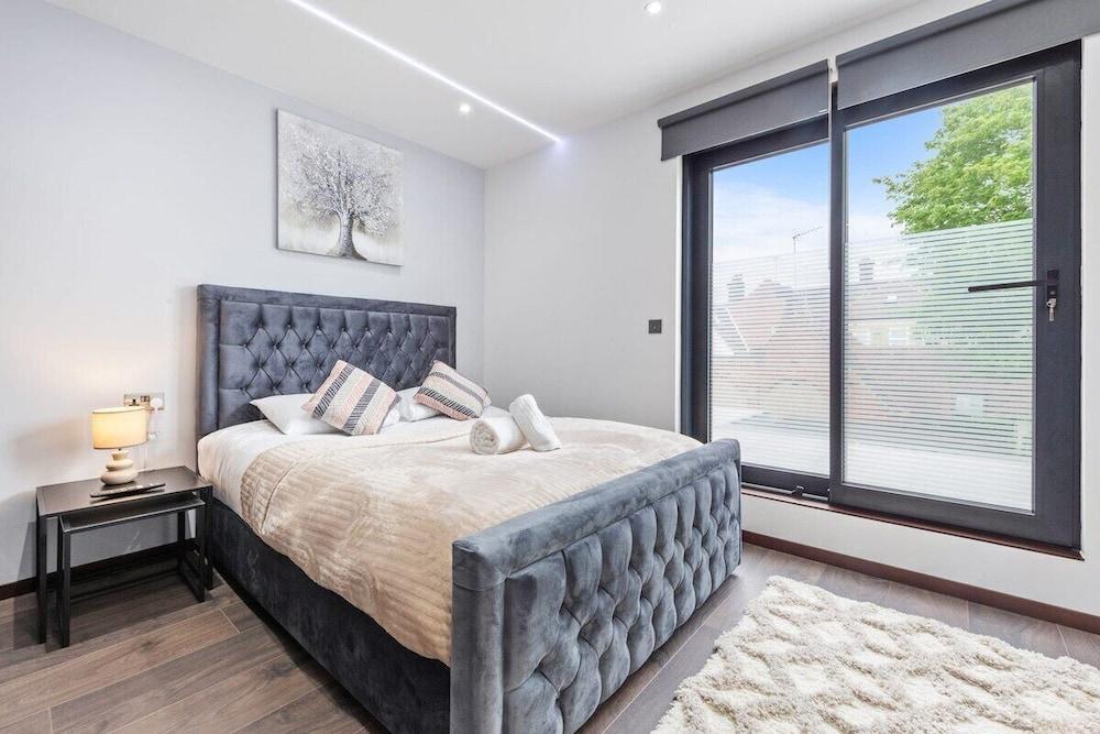 Golders Green Stays Room Type - Double Room, Private Bathroom (FF 4B - Woodstock)