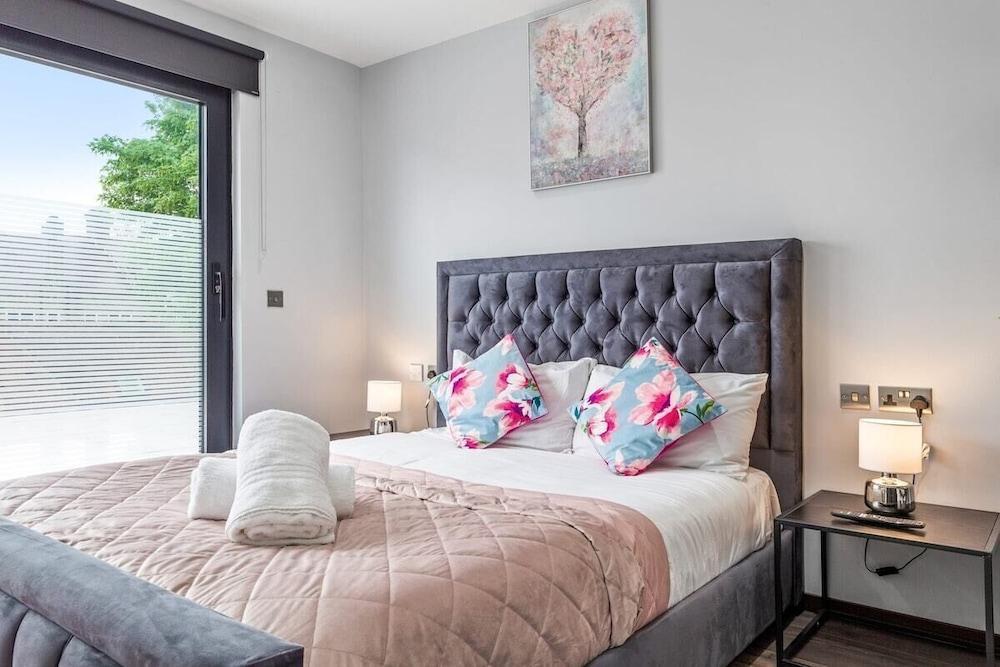 Golders Green Stays Room Type - Double Room, Private Bathroom (FF 2B - Woodstock)