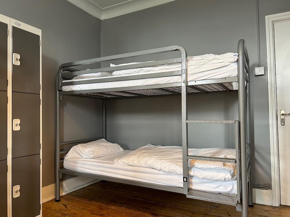Cricketers Hostel Room Type - Four Bed Shared Mixed Dorm