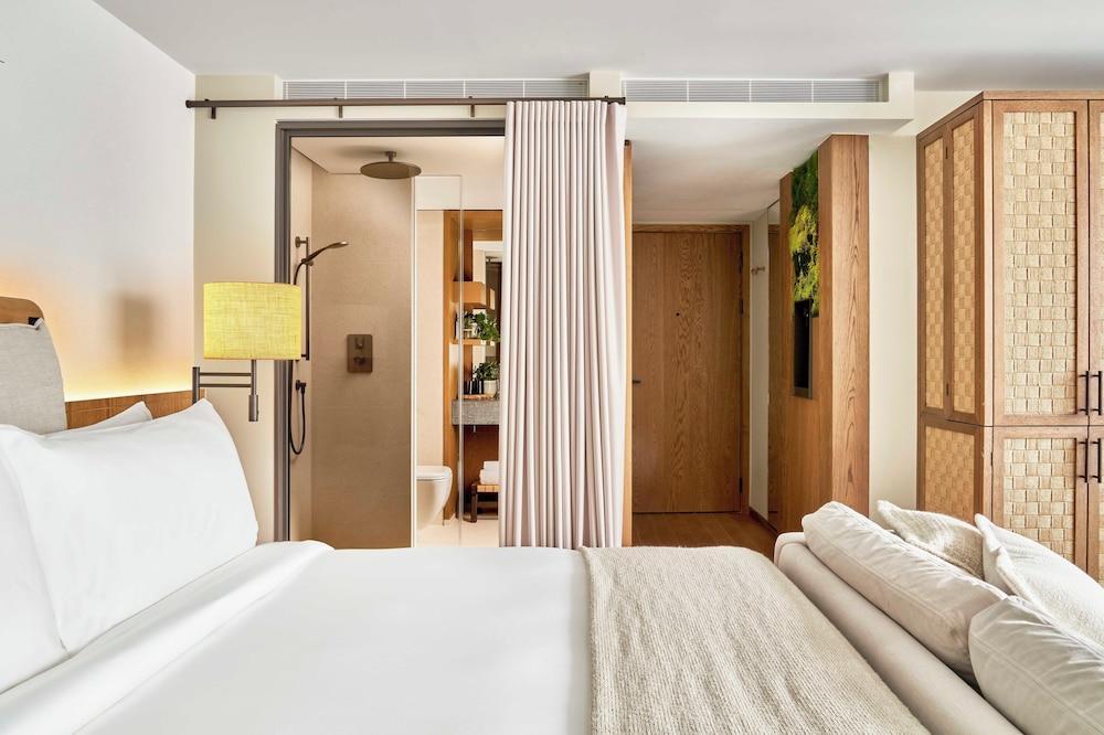 1 Hotel Mayfair Room Type - Junior Suite