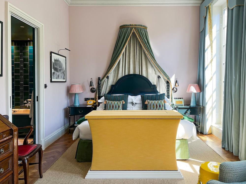 Beaverbrook Town House Room Type - Suite