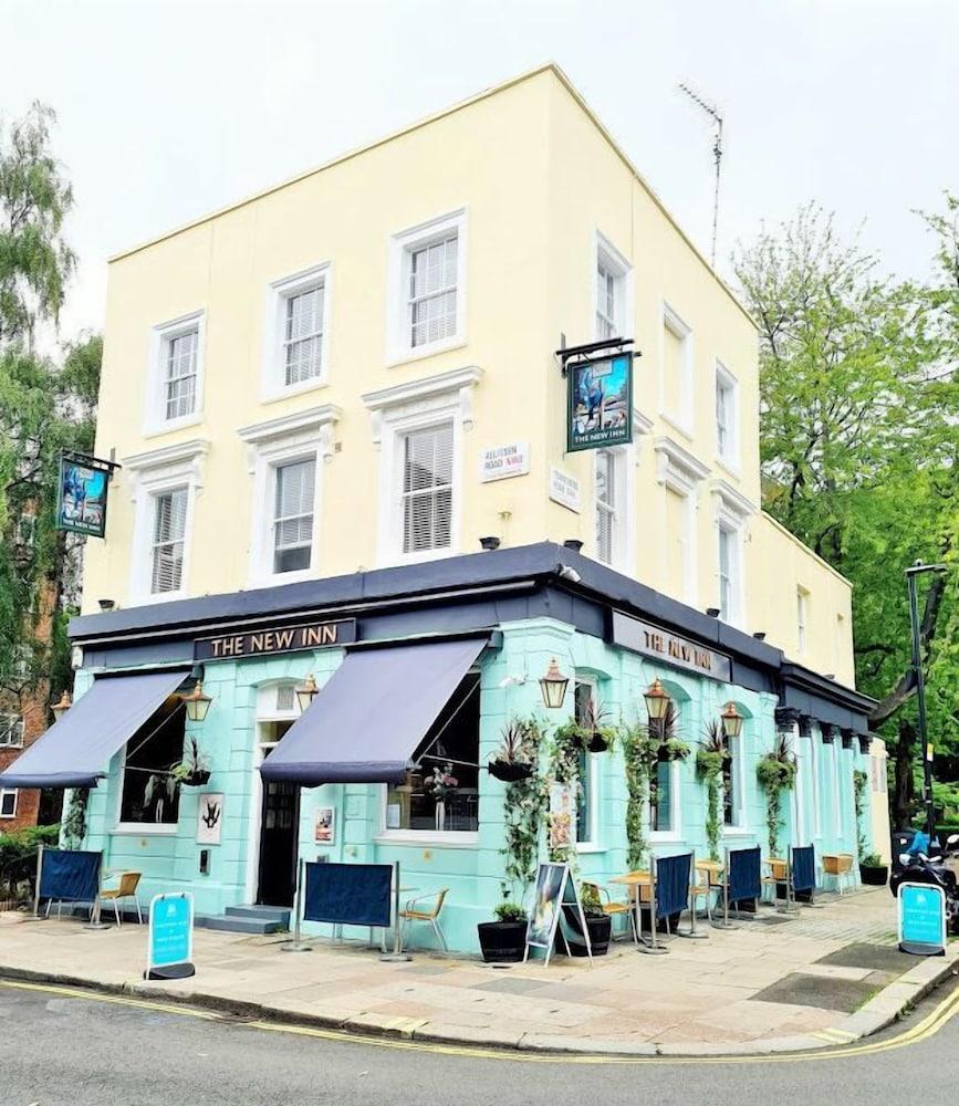 St. Johns Wood Boutique Hotel - Tap to explore photos
