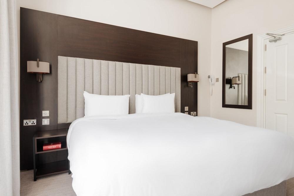 Rove Hotel London Paddington Room Type - Deluxe King