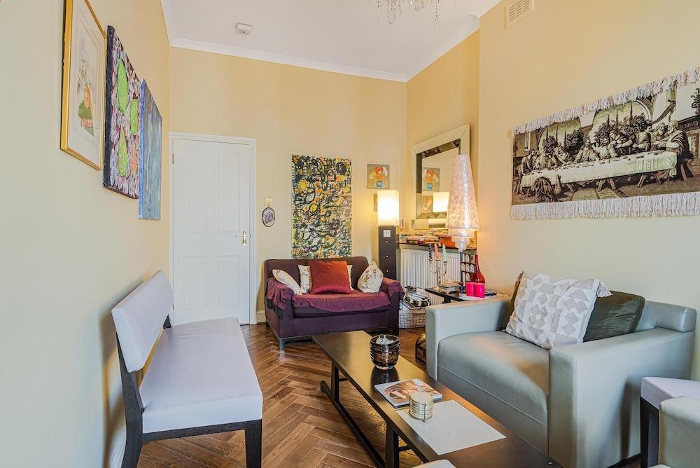 Charming one Bedroom Flat Near Maida Vale - Tap to explore photos
