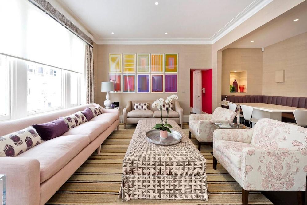 Luxury Kensington Apartment