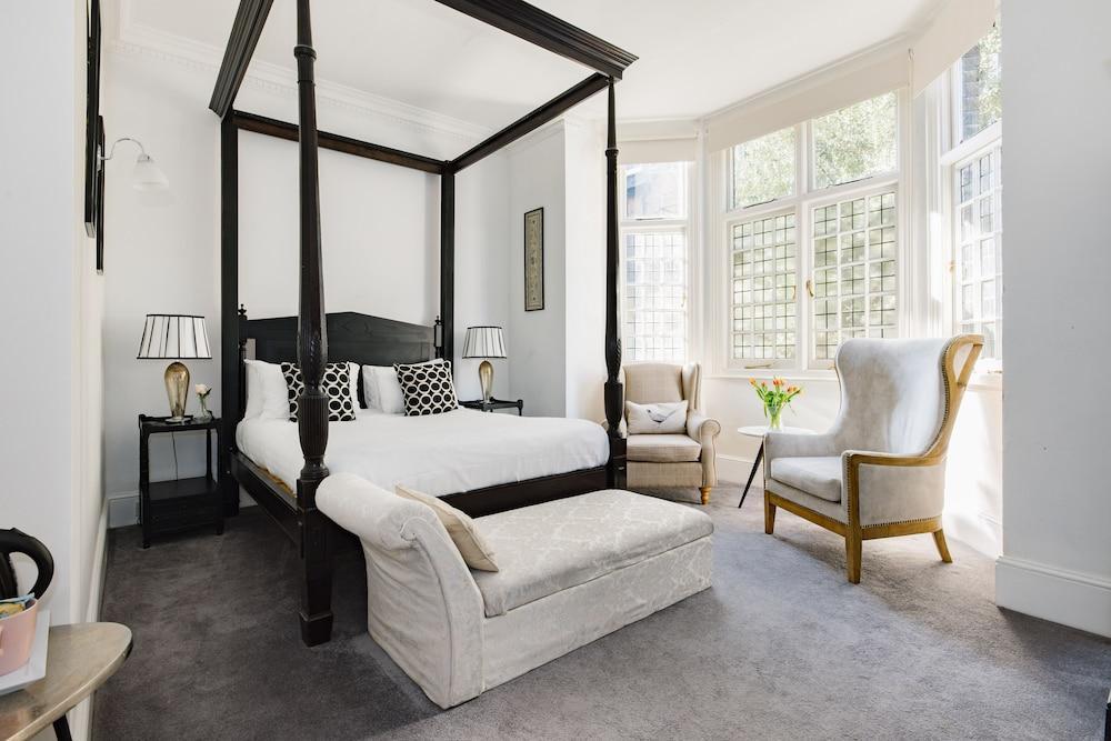 The Abbey Notting hill  Room Type - Junior Suite