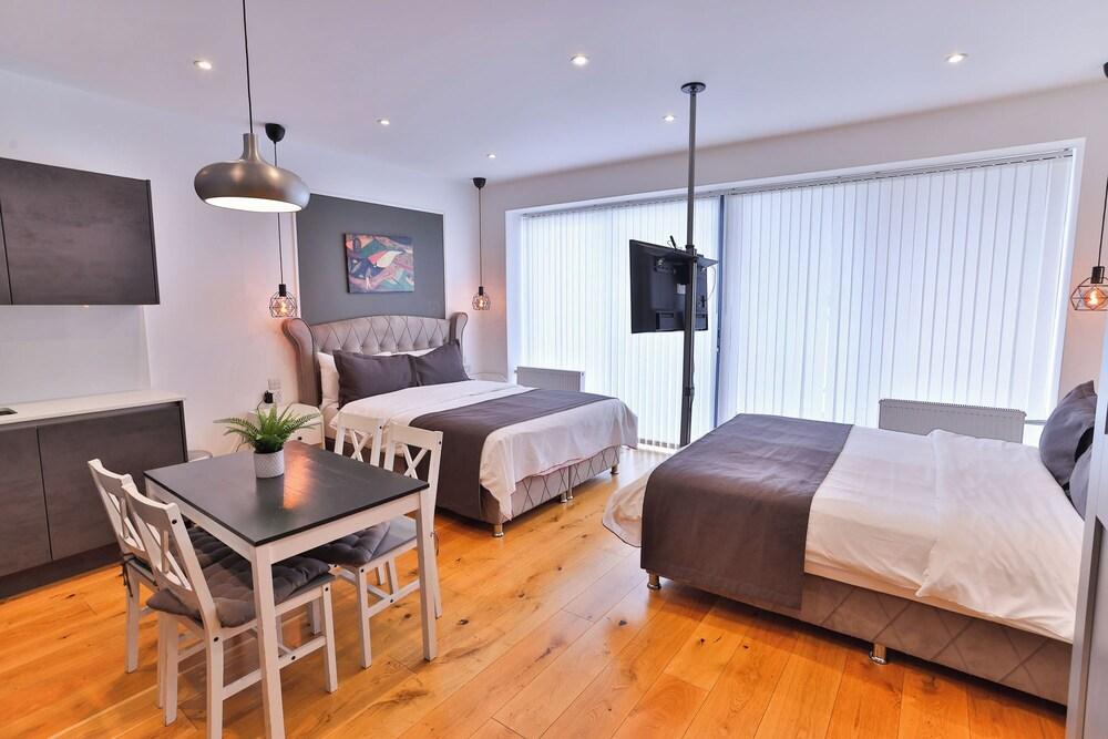 Goodwin Room Type - Basic Quadruple Room