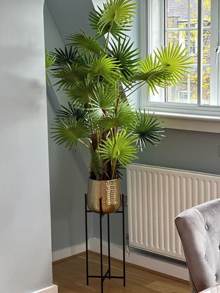 Immaculate 1-bed Apartment in Chelsea London - Tap to explore photos