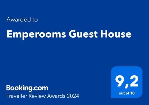 Emperooms Guest House Room Type - Triple Room with Private Bathroom Emperooms Guest House Room Type - Triple Room with Private Bathroom