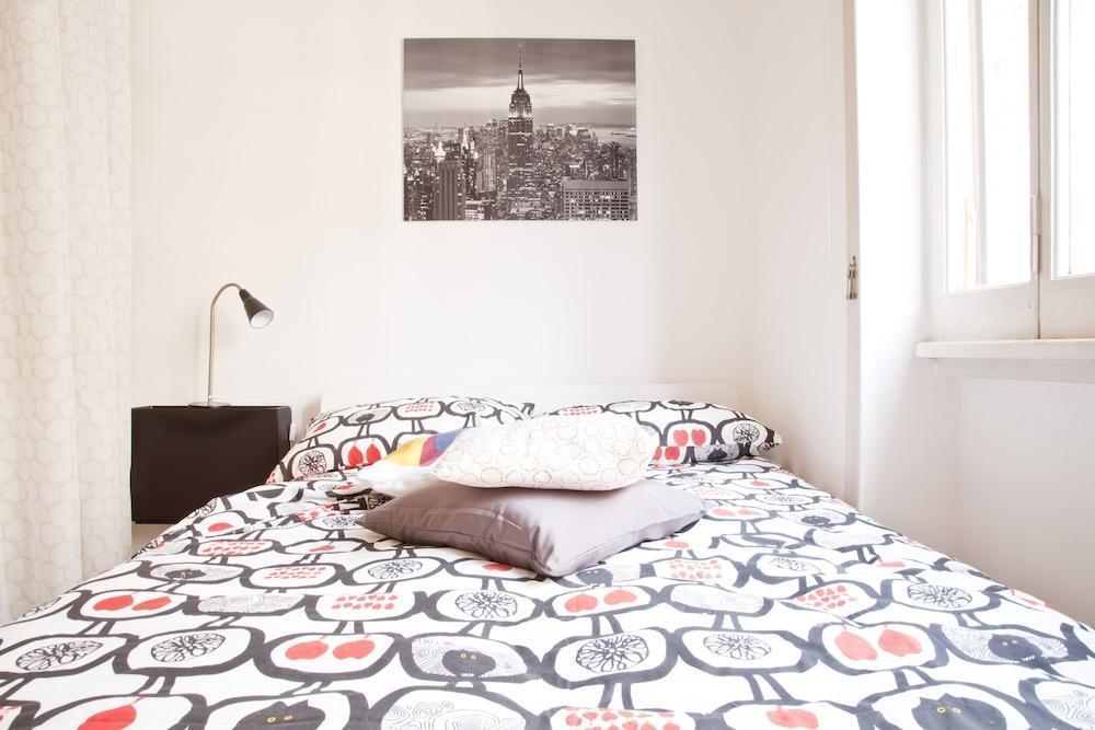 Kamchu Apartments Single Room Villa Ada 1 - Tap to explore photos