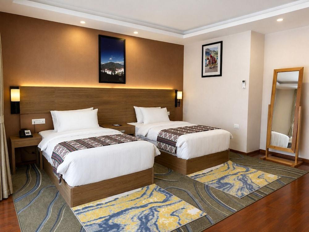 Thimphu Deluxe - Tap to explore photos