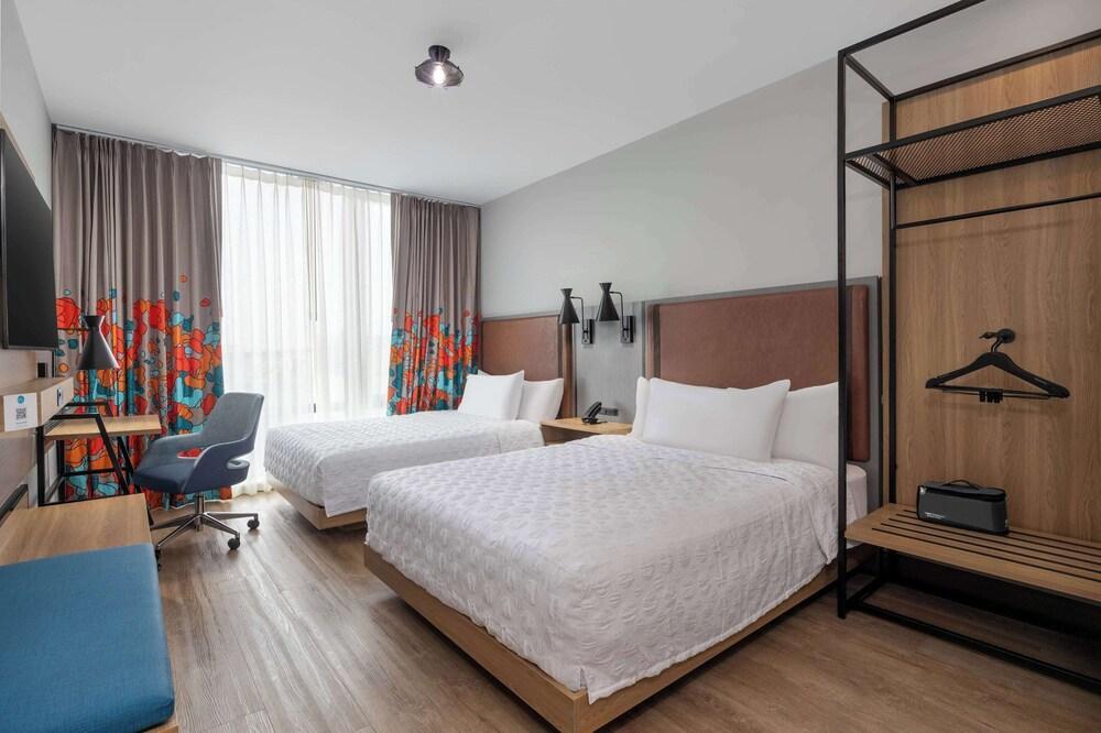 Tru by Hilton Brooklyn Room Type - 2 QUEEN BEDS