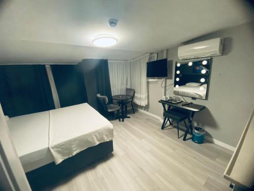 ATABAY SUiT OTEL Room Type - Deluxe Double Studio