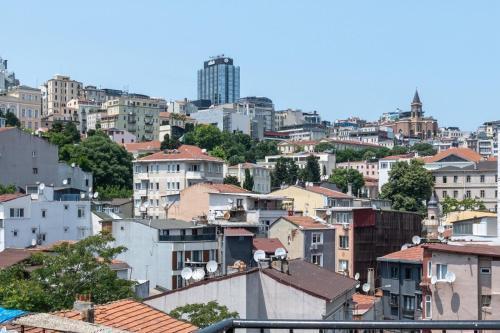 GalataportWawhotel Room Type - Triple Room with Balcony