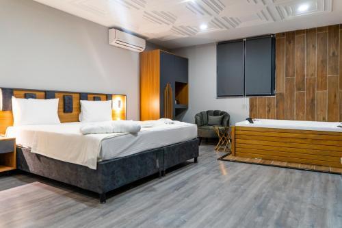 GRAND MOON HOTEL Room Type - Suite with Spa Bath