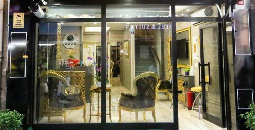 Grand Moon Hotel Suites