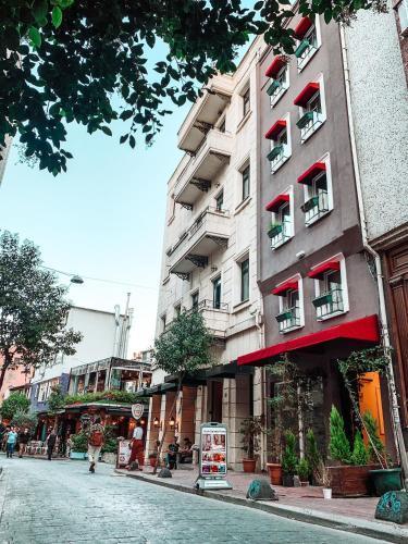 Holy Galata Hotel - Tap to explore photos