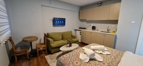 Holy Galata Hotel - Tap to explore photos