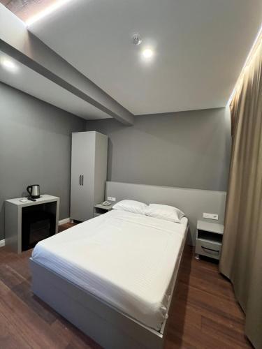 TAKSİM GOKOTTA SUiTE Room Type - Deluxe Queen Studio 