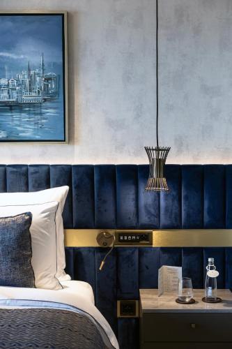 The Maestro Hotel Room Type - Executive Room Disable Access