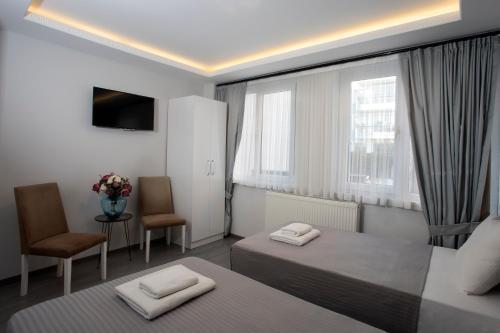 Carvan HOTEL Room Type - Deluxe Double Room