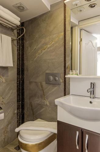 Carvan HOTEL Room Type - Budget Double Room