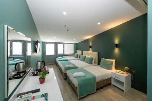 The Hotel Ottoman City Istanbul Room Type - Triple Room with Terrace