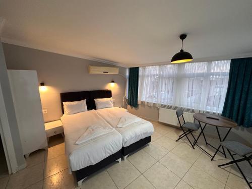 Asparagus HOTEL & SUITES OLD CITY