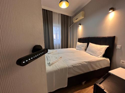 Asparagus HOTEL & SUITES OLD CITY Room Type - Triple Room with Bathroom Asparagus HOTEL & SUITES OLD CITY Room Type - Triple Room with Bathroom