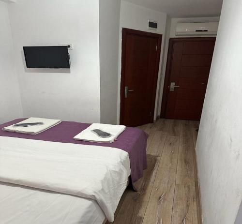 Taksim Soushian Hotel - Tap to explore photos