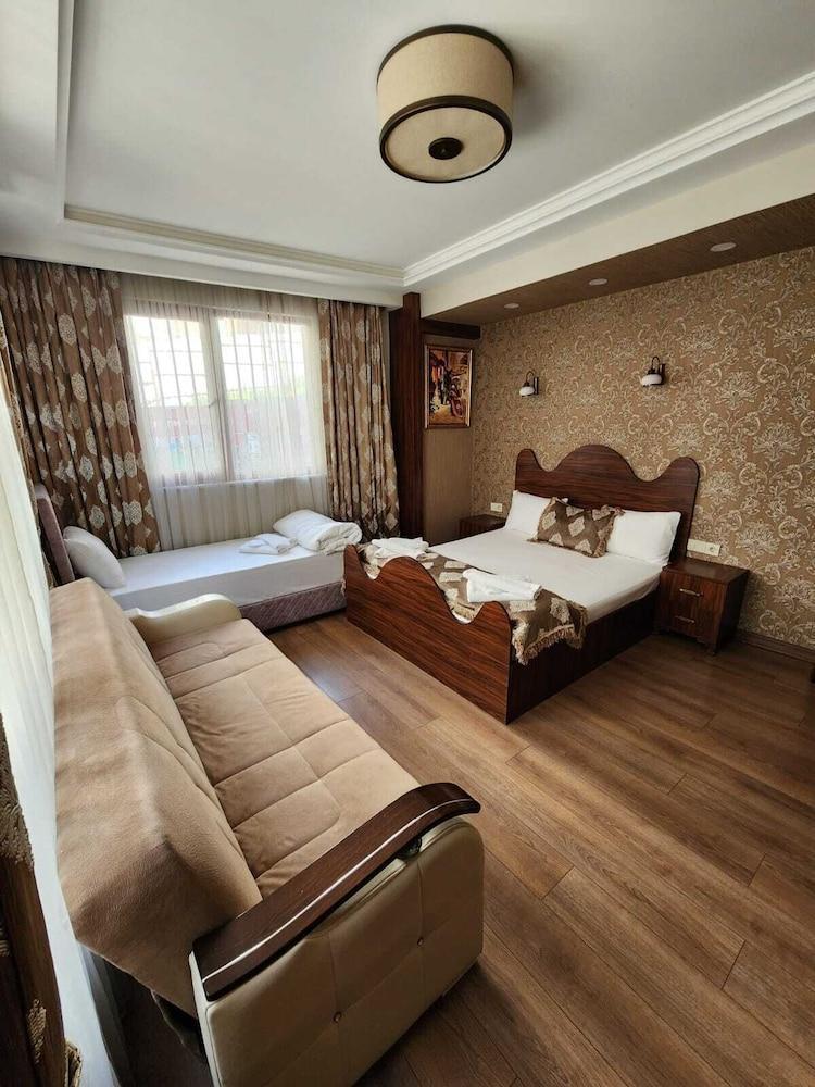 Capricorn by Otantik Suites Room Type - Family Suite, 1 Bedroom