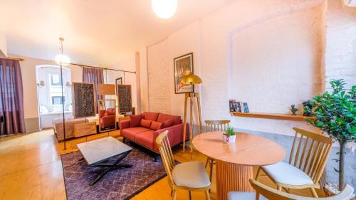 Mayer Loft Suites Room Type - Deluxe Apartment