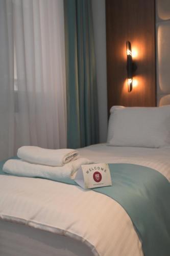 Isle Hotel Room Type - Standard Twin Room